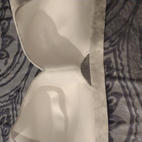 Bra - Picture 4 of 5